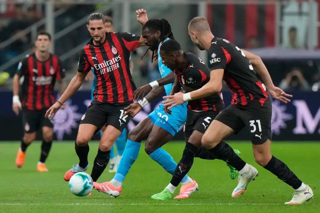 亚博中国官网-意甲今晚走向成谜，AC米兰更衣室发声，话题不断，身体对抗强度拉满-亚博中国官网